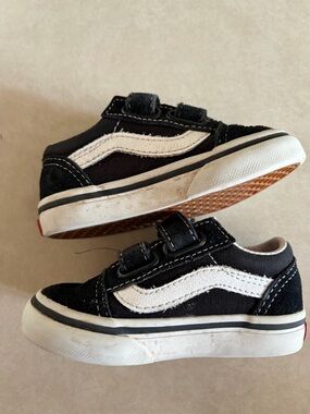 Vans Black and White Kids Velcro Skate Shoes